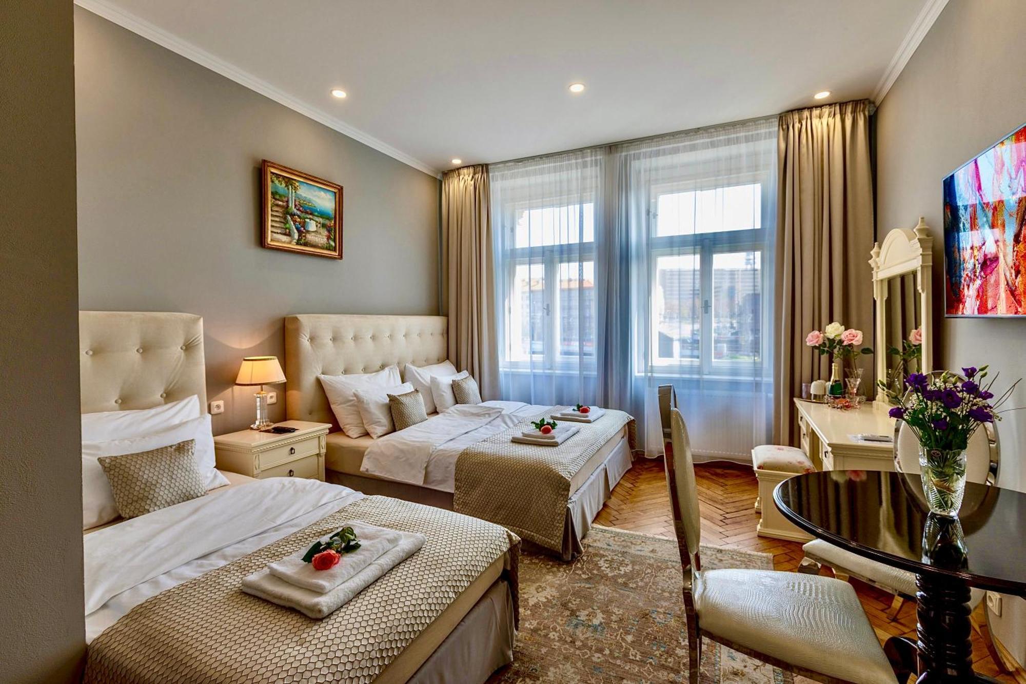 Slabur Residence