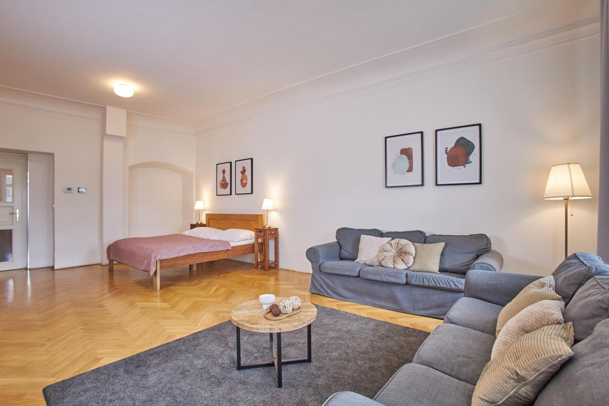 Charles Bridge Apartments