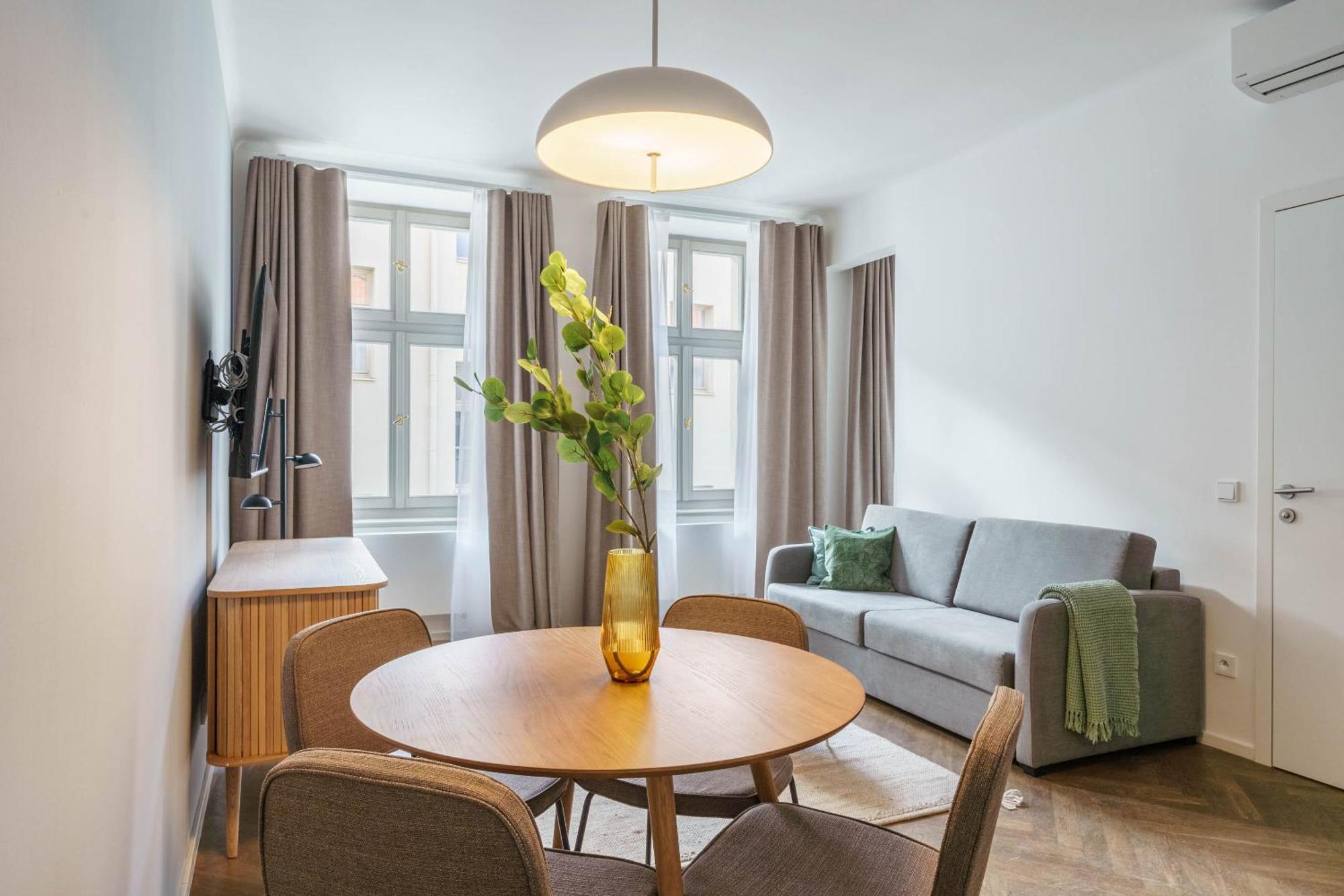 Limehome Prague Muza