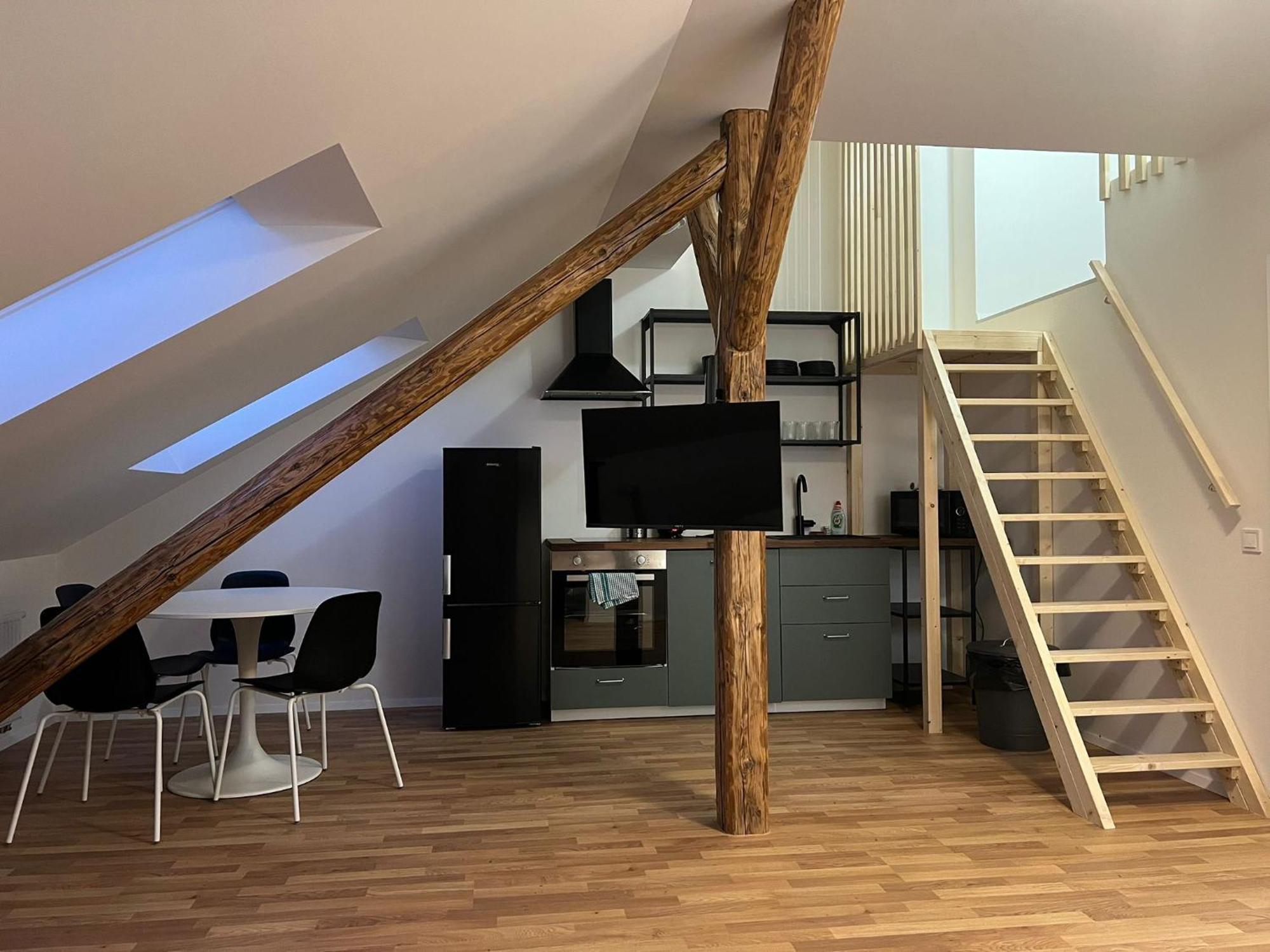 Zizkov Tower Suites