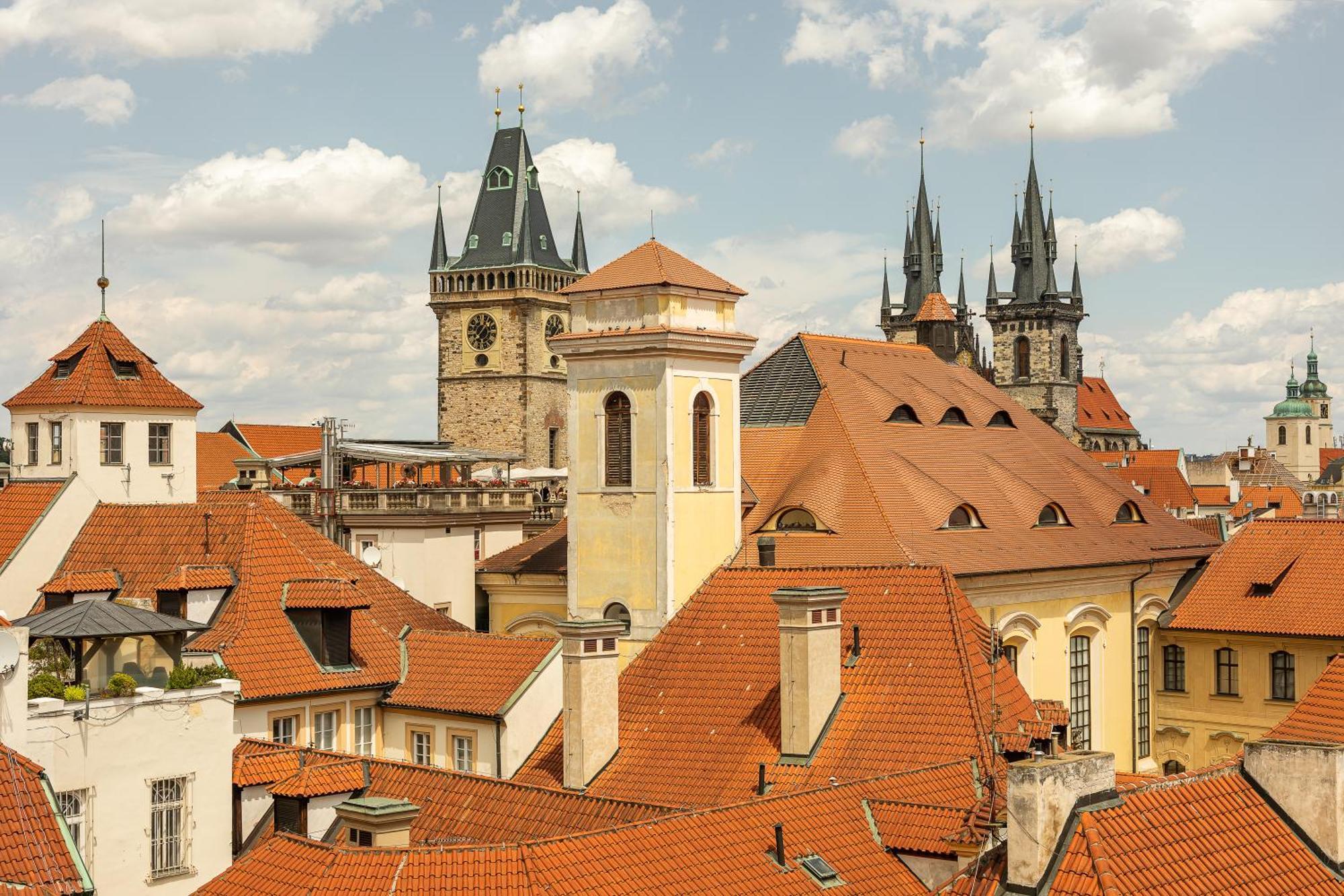 Iron Gate Hotel & Suites Prague By Bhg
