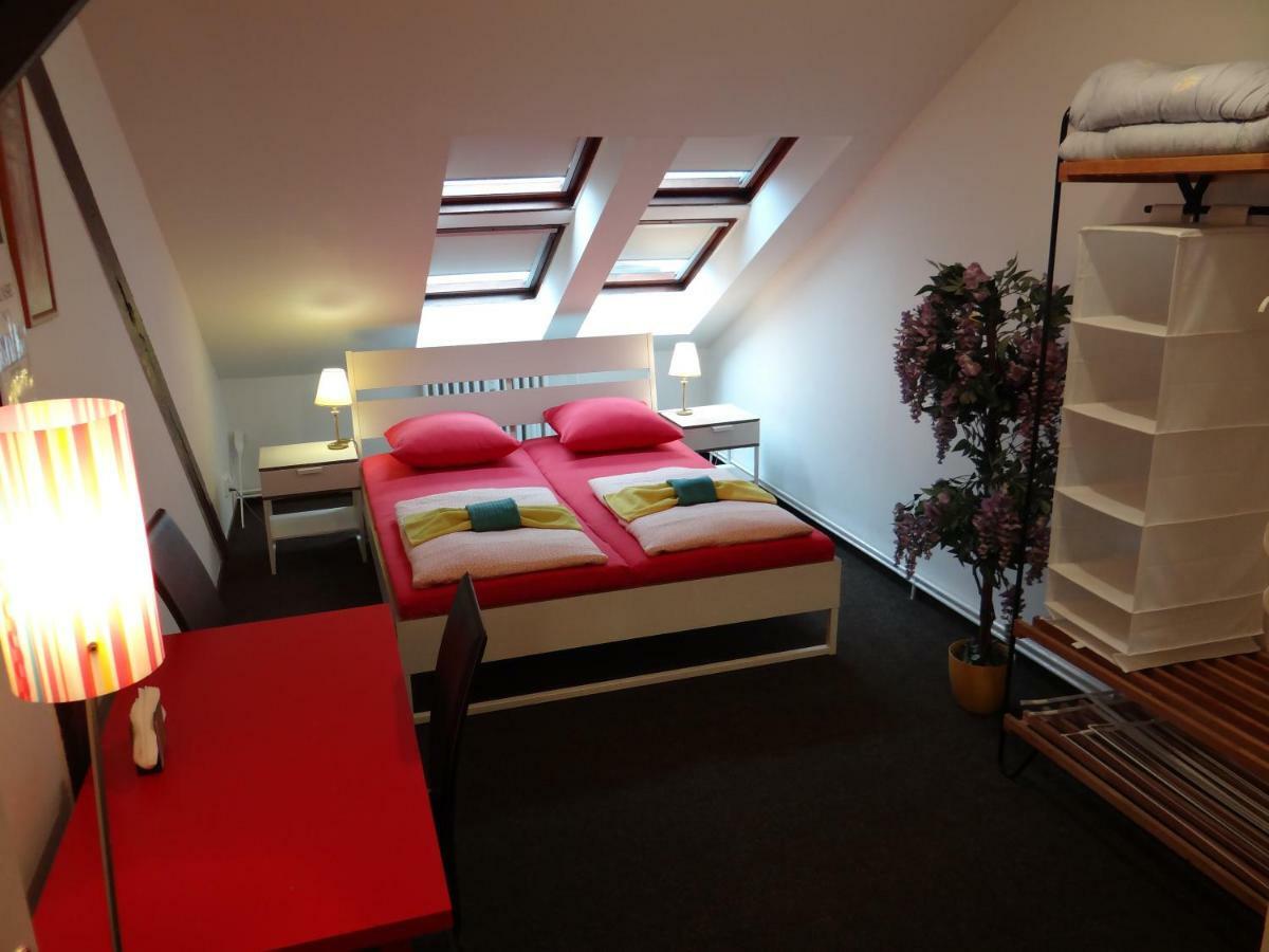 Sokolska Youth Hostel - Prague