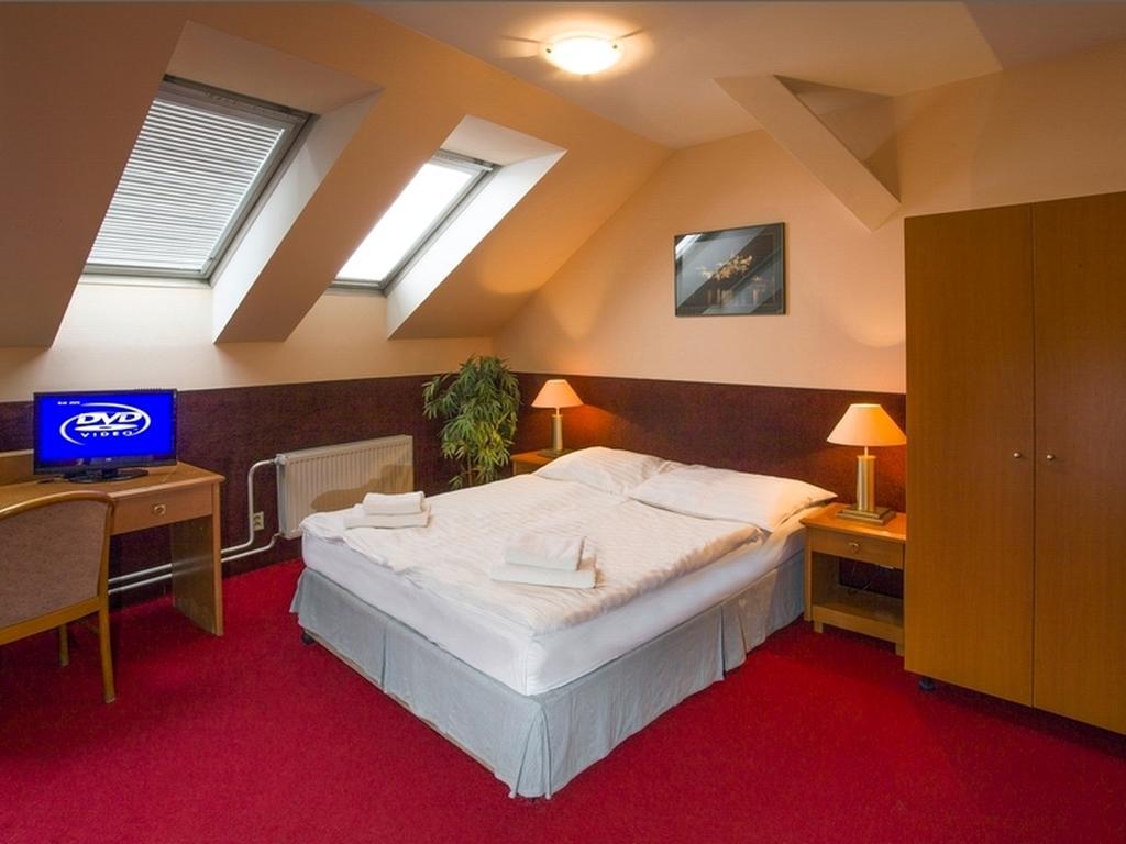A Plus Hotel & Hostel - Prague