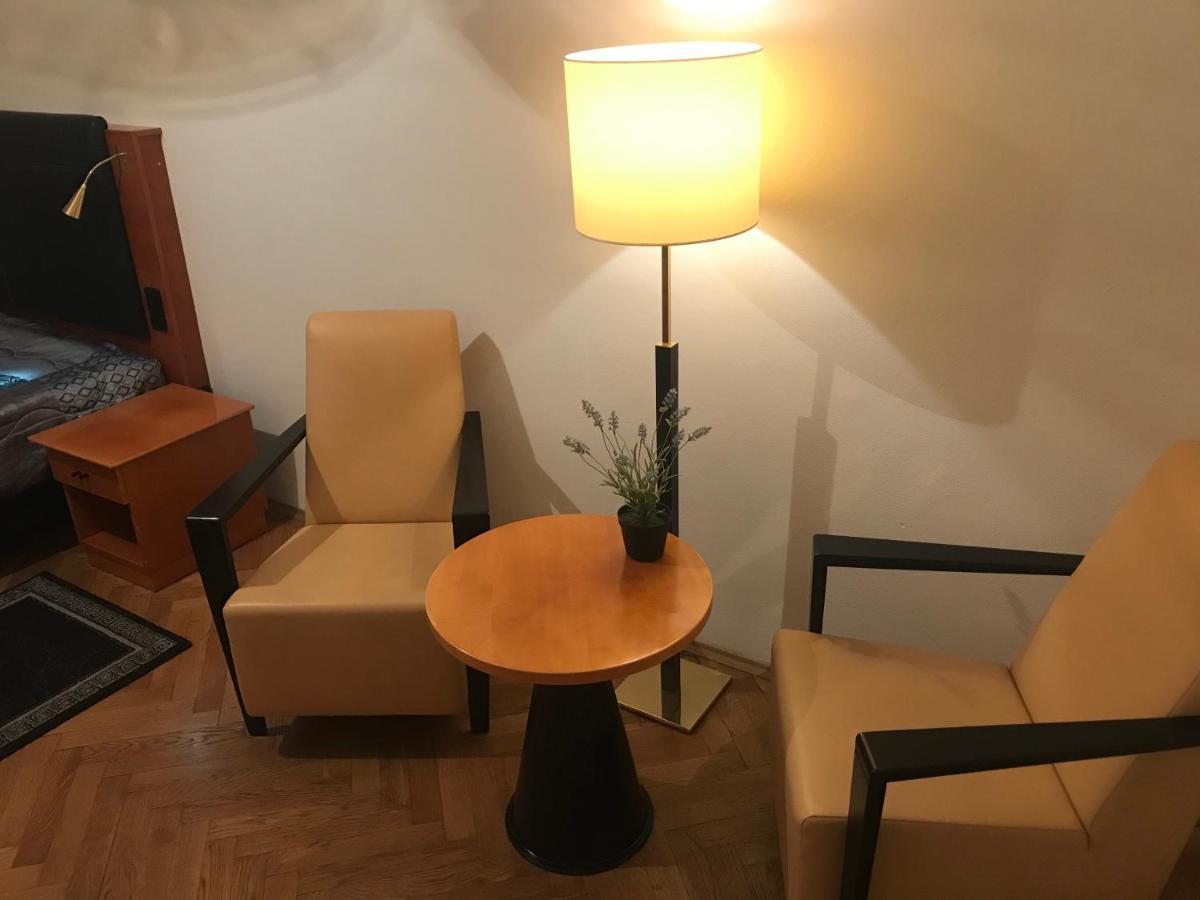 All Seasons Hostel - Prague
